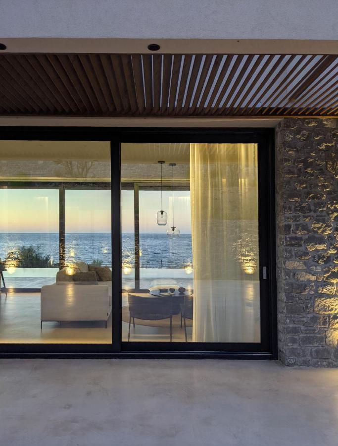 Nuez Villas Мохлос Екстериор снимка